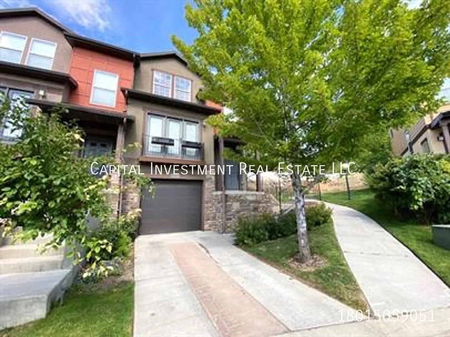 Townhome in beautiful Draper available now! — Photo 1