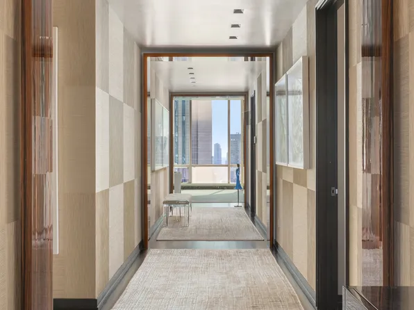 157 West 57th Street image 9 of 24