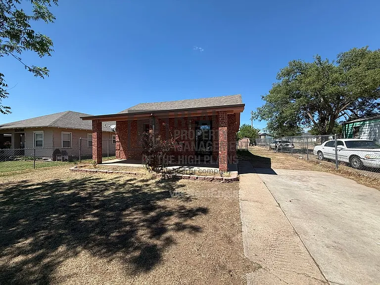 1314 NW 10th Ave — Photo 1