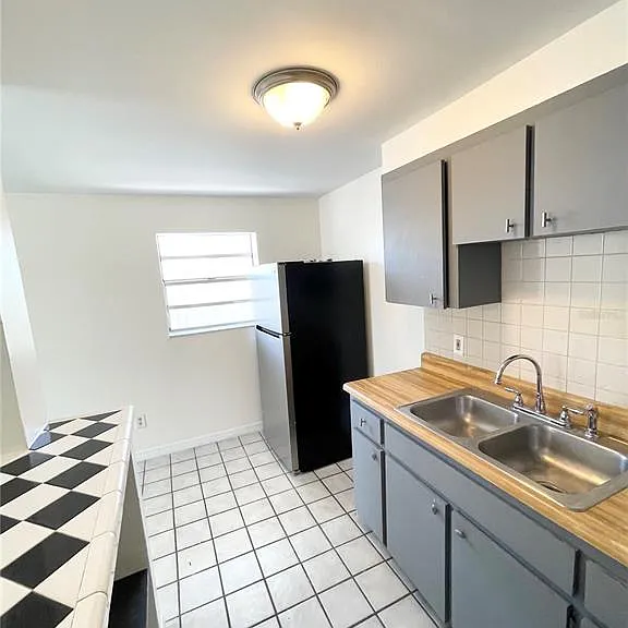 2916 N 16th St #1 — Photo 8