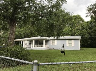 5000 Silver Lake Dr, Palatka, FL 32177