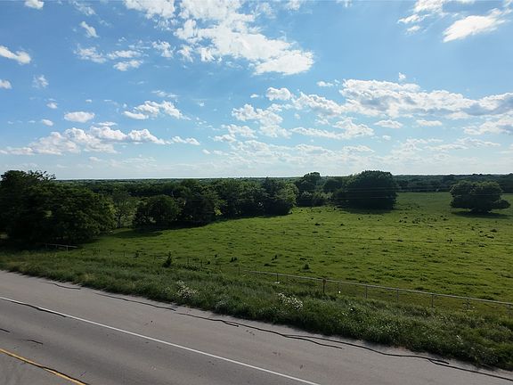 4th image of 4 N Heritage Pkwy