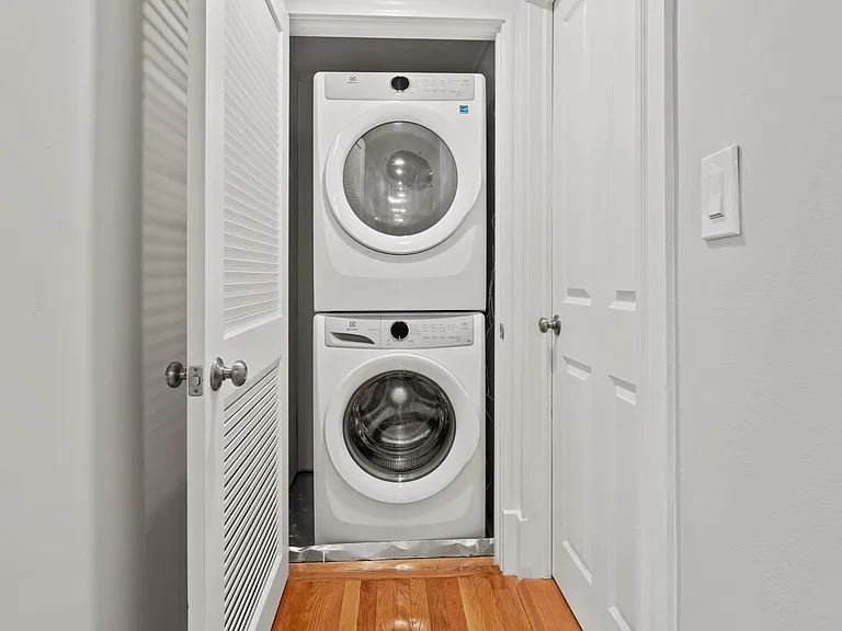 16 Clifton St #3 — Photo 13