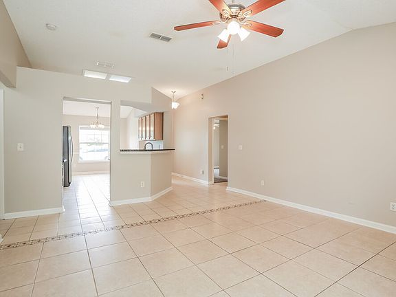 5th image of 7835 Longhorn Cir E