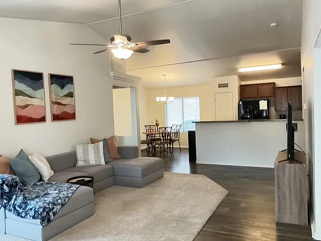 1893 E Diego Ct