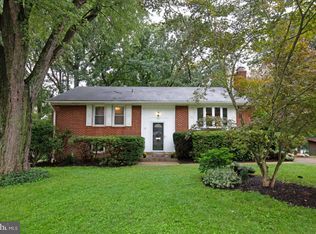 7525 Long Pine Dr, Springfield, VA 22151