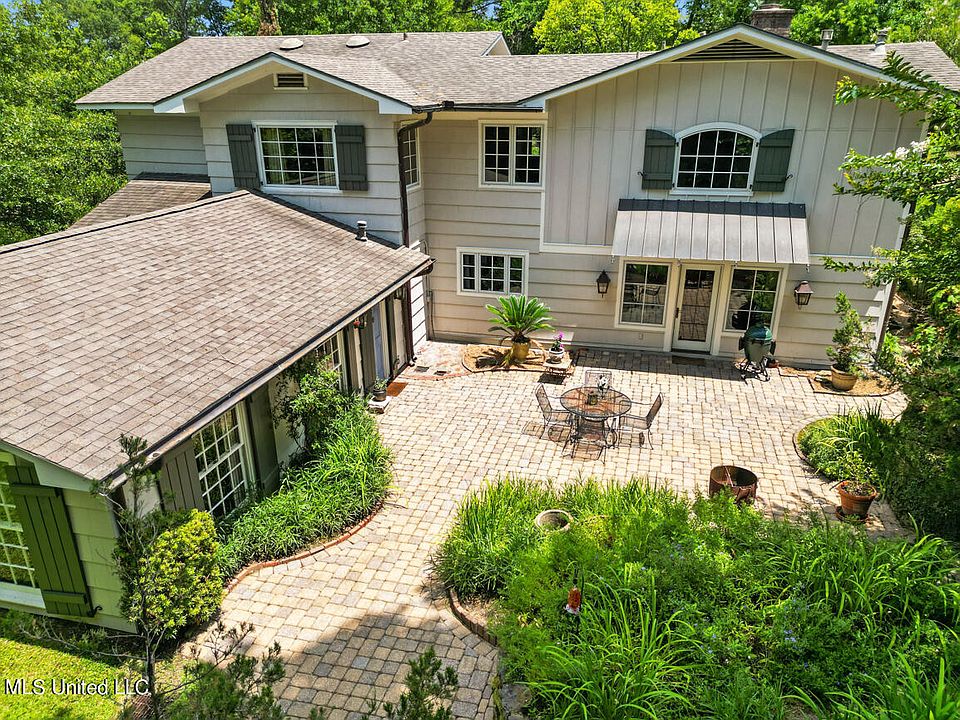 425 Glenway Dr, Jackson, MS 39216 Zillow