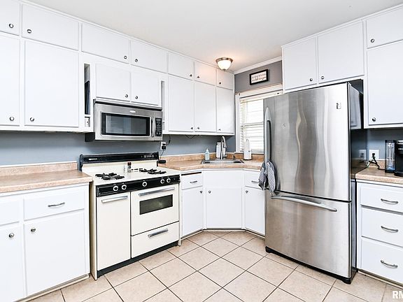 4th image of 2228 W Herold Ave