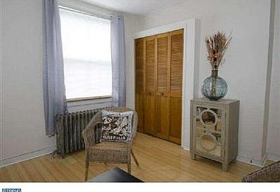5th image of 713 Kimball St