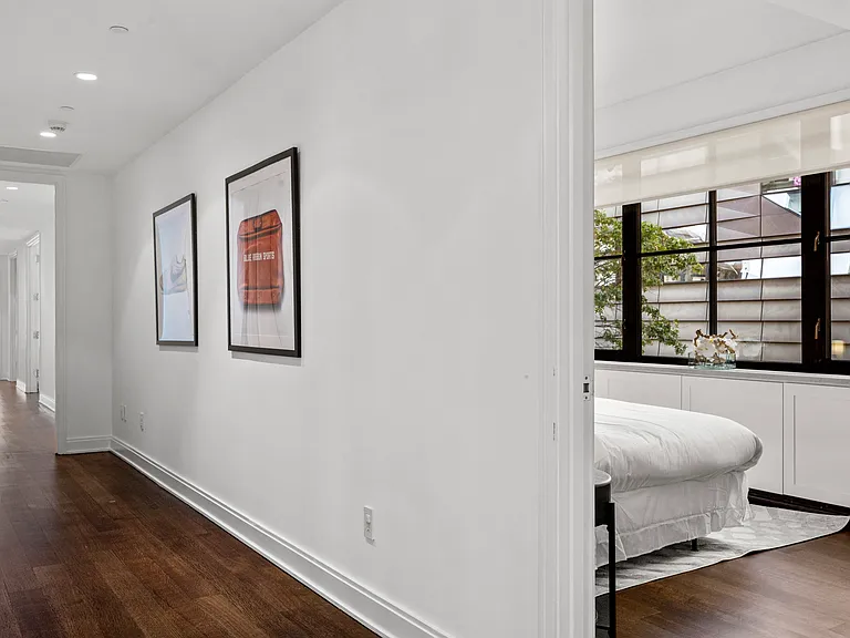 61 5th Ave #2 — Photo 43