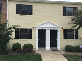 11141 Little Brook Ln, Fairfax, VA 22030