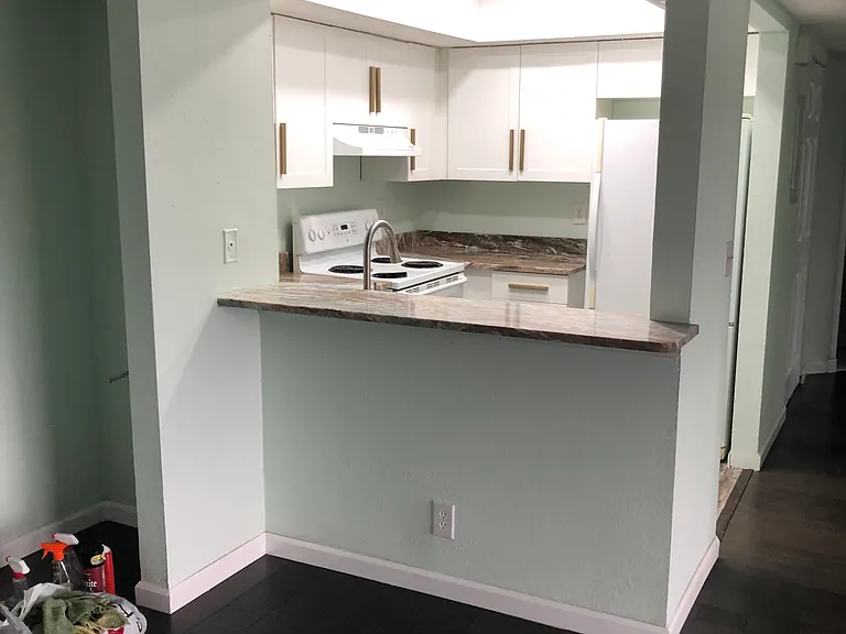 1534 SE Royal Green Cir #F205 — Photo 12