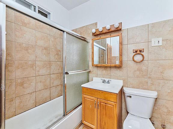 3rd image of 1653 W Wallen Ave #2A
