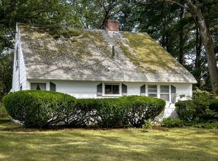 8 Vernon Rd, Natick, MA 01760