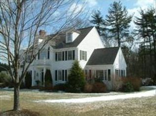 22 Loeffler Ln, Medfield, MA 02052