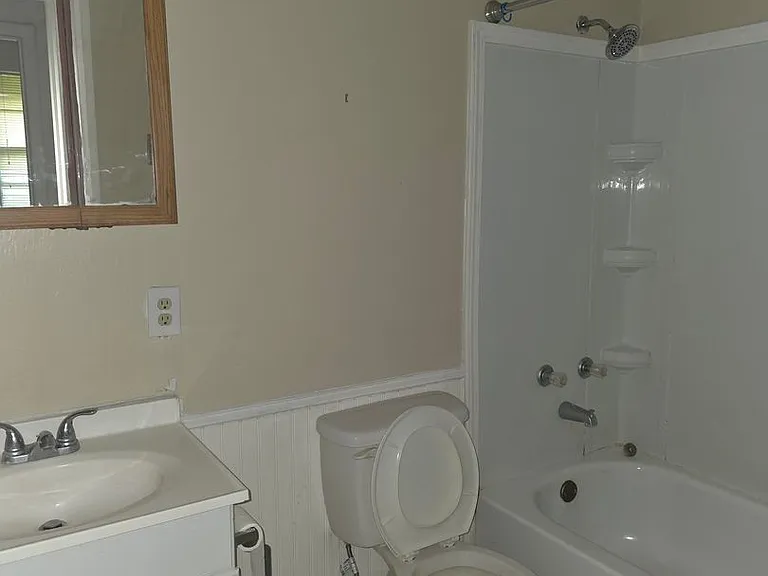 440 Cattle Creek Rd — Photo 7