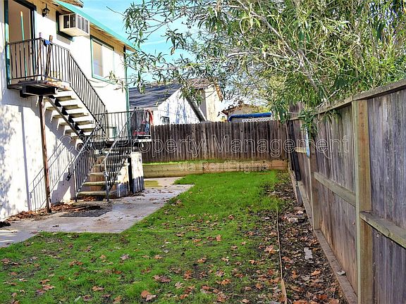 5th image of 701 Oakland Ave #1