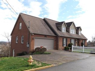 305 Chestnut St, Corbin, KY 40701