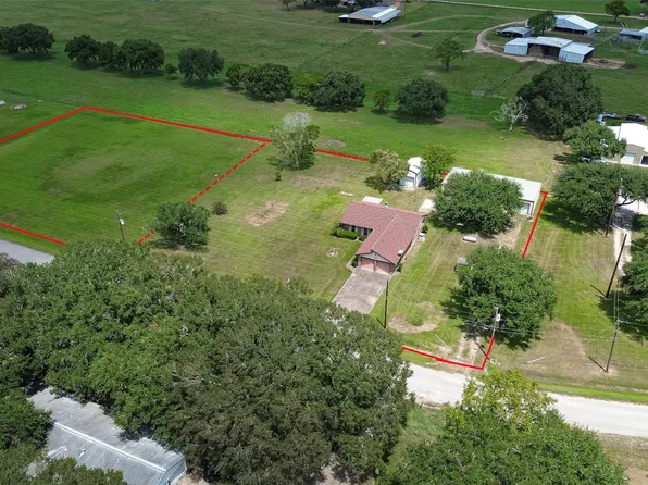 6623 Mildred Rd, Needville, TX 77461