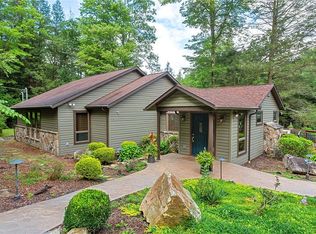 524 Dinner Bell Ohiopyle Rd, Ohiopyle, PA 15470