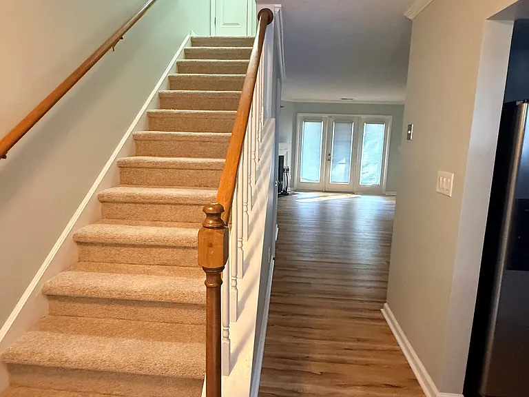 1458 Barton Place Dr — Photo 8