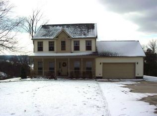 1835 Kesterson Rd, Parkersburg, WV 26101