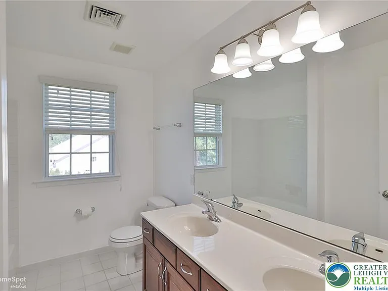 2784 Clark Pl — Photo 35