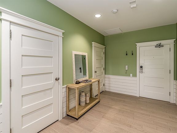 3rd image of 201 Ellsworth St #303