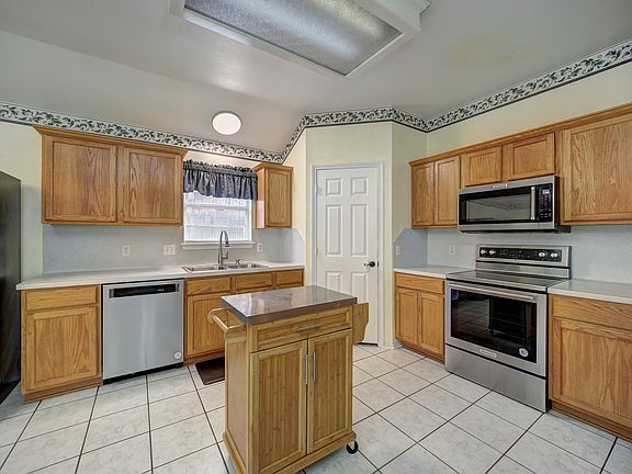 4th image of 1129 Cupertino St