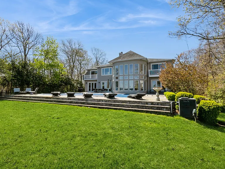 48 Red Cedar Point Rd — Photo 13