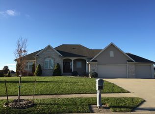 18 Candlewood Ct, Coldwater, MI 49036