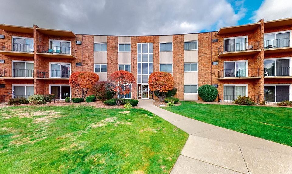 1st image of 9724 S Karlov Ave #4-201