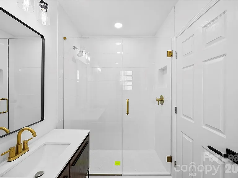 2942 Reid Ave — Photo 18