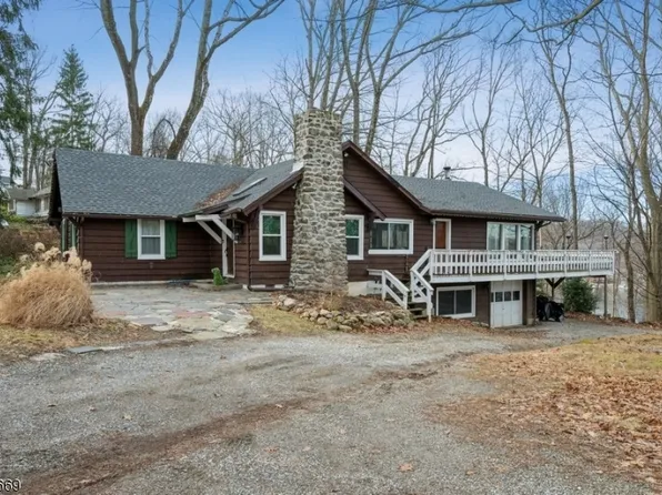 114 Glenside Trl, Byram Twp., NJ 07871
