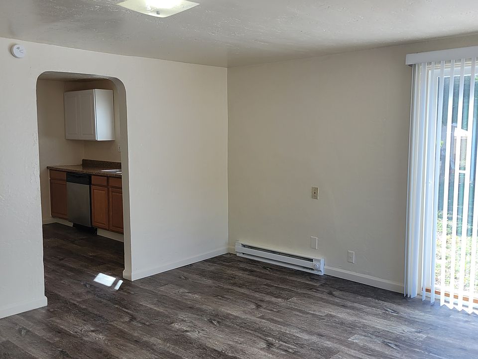 1st image of 1420 S 6th Ave