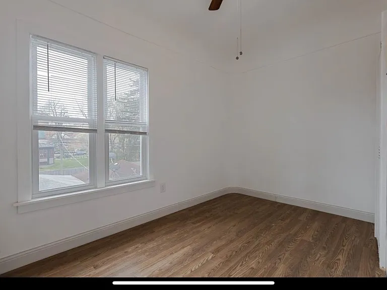 2139 W Touhy Ave #1 — Photo 5