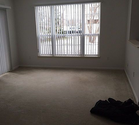 4th image of 16730 Dover Dr