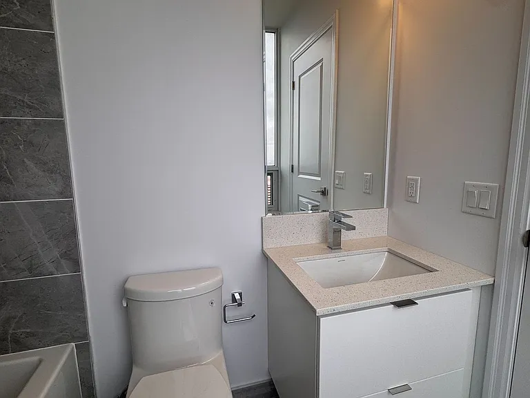 30 Elm Dr W #3010 — Photo 26
