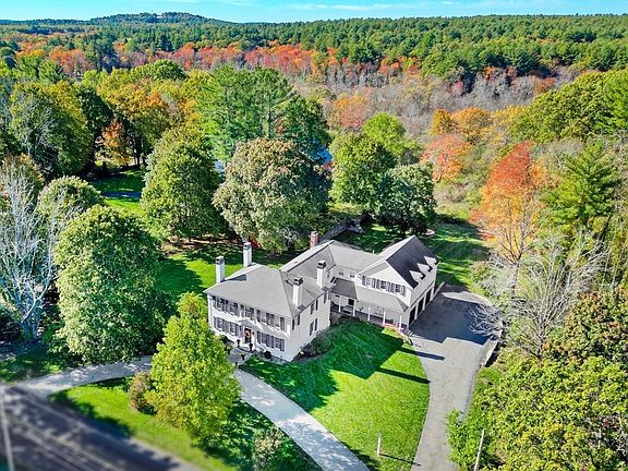4th image of 107 Westford Rd