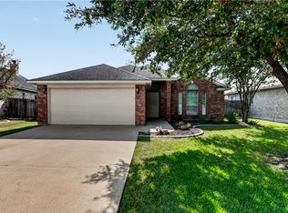 3806 Dresden Ln, College Station, TX 77845
