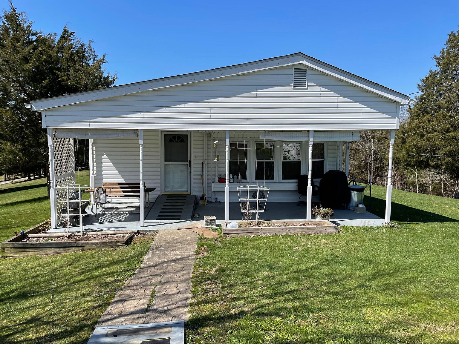 13824 Castle Hwy, Pleasureville, KY 40057 Zillow