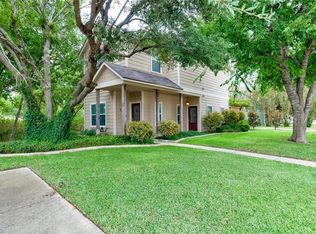 1104 E 3rd St, Georgetown, TX 78626