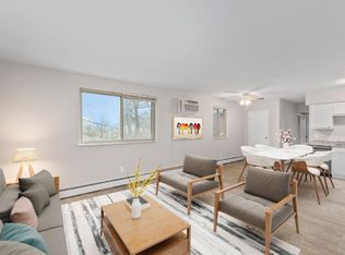 245 S 2nd St #9, Loveland, OH 45140