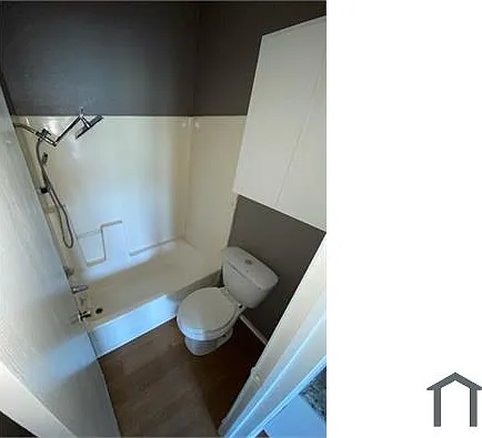 2419 W Slaughter Ln #D — Photo 4