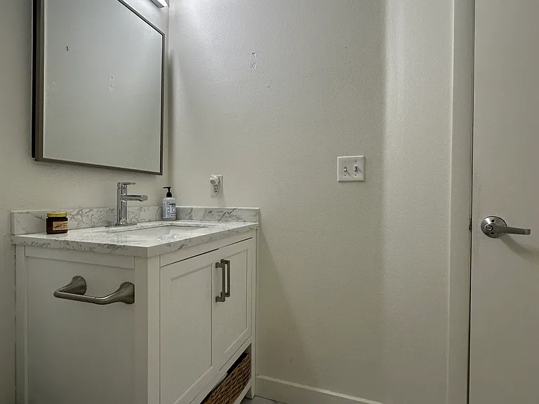2422 Tremont Pl #103 — Photo 13