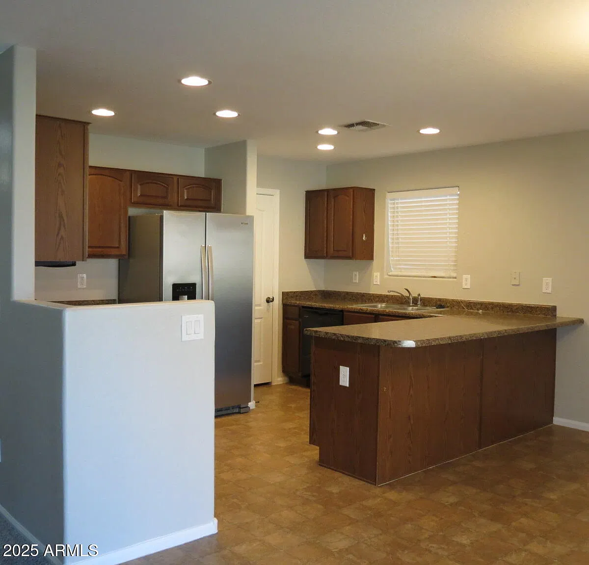 4 bed, 3.0 bath, 2196 sqft, $1,795 — Photo 2