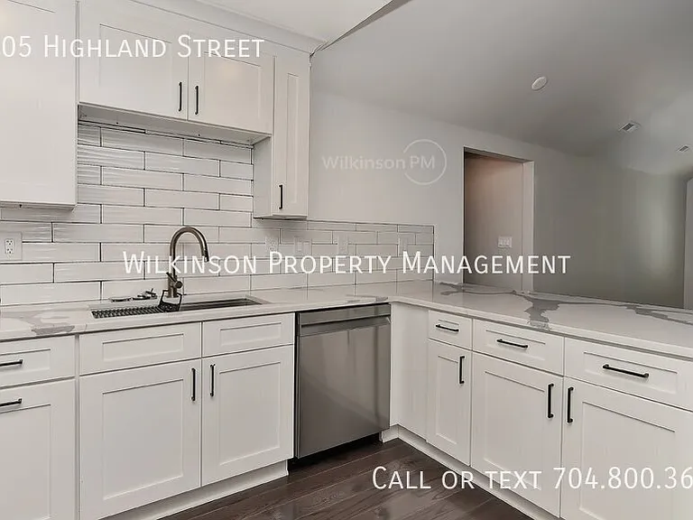 2105 Highland St — Photo 13