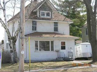 201 Rosendale St, Beaver Dam, WI 53916