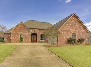 216 Calhoun Dr, Madison, MS 39110