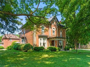 275 Cumberland Ave, Hamilton, ON L8M 2A3